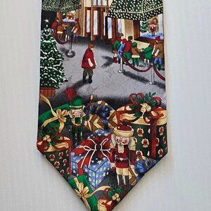 Lord & Taylor Christmas Tie